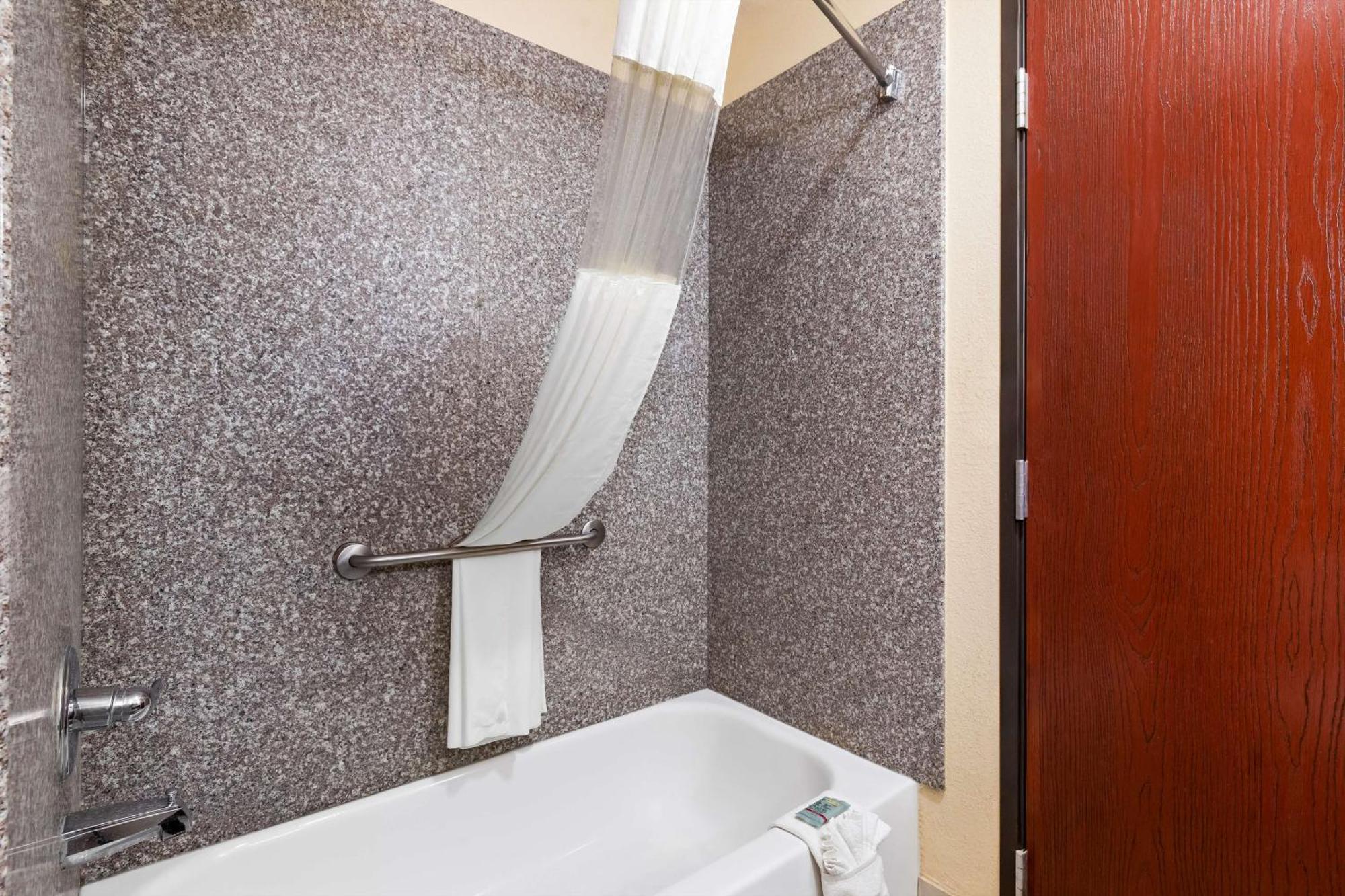 Best Western Kenosha Inn Брокен-Ерров Екстер'єр фото